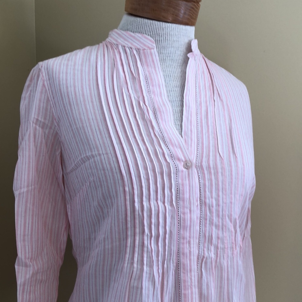 Victoria’s Secret (Moda International)-Small - Picture 2 of 10